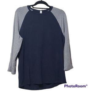 Lululemon  Athletica Bodhi Long Sleeve Shirt Navy/Heathered Gray Medium